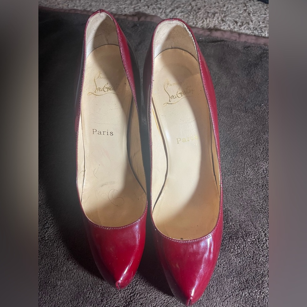 Christian Louboutin Rolando Pump in dark red size 41.5 fits like us 10